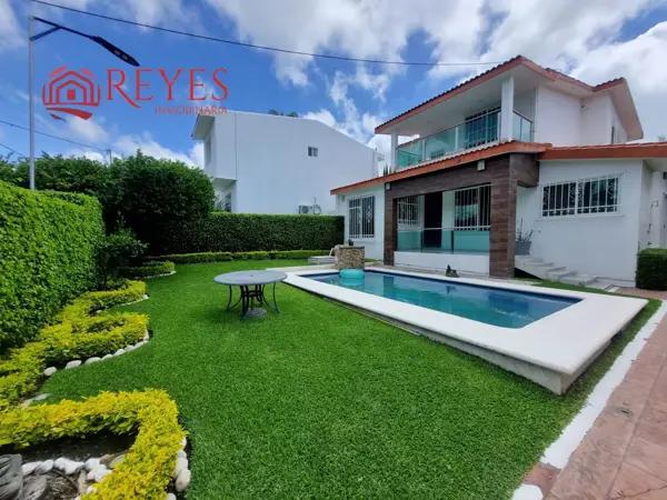 Casa en venta en Lomas de Cocoyoc Casa en venta en Lomas de Cocoyoc