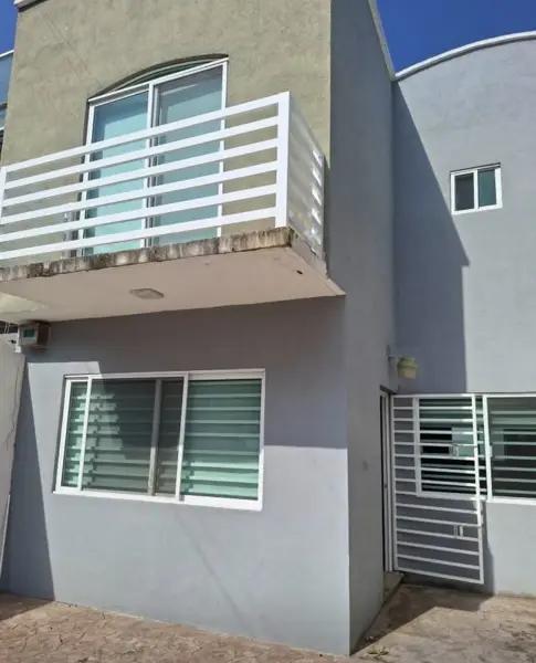 CASA EN VENTA EN PLAYA DE VACA