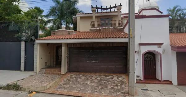 CASA EN VENTA EN MONTEBELLO, CULIACÁN, SINALOA.