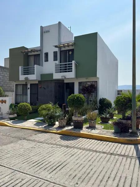 CASA EN VENTA “LA ALBORADA”
$1´500,000
TEMIXCO CASA EN VENTA “LA ALBORADA”
$1´500,000
TEMIXCO