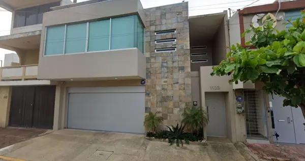 CASA EN VENTA EN MARÍA DE LA PIEDAD, COATZACOALCOS, VERACRUZ.