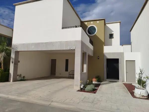 CASA EN VENTA EN ZONA VIÑEDOS CASA EN VENTA EN ZONA VIÑEDOS