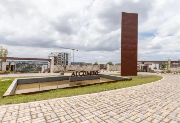 TERRENO RESIDENCIAL EN VENTA "ALCUMBRE" LOMAS DE ANGELOPOLIS