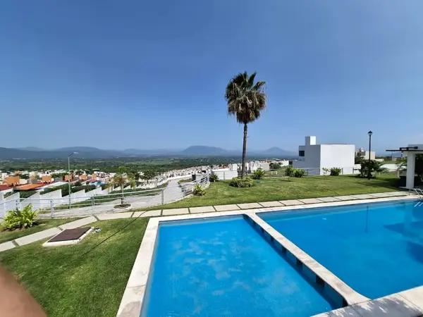 Excelente fraccionamiento con terrenos disponibles, palapa, alberca comun