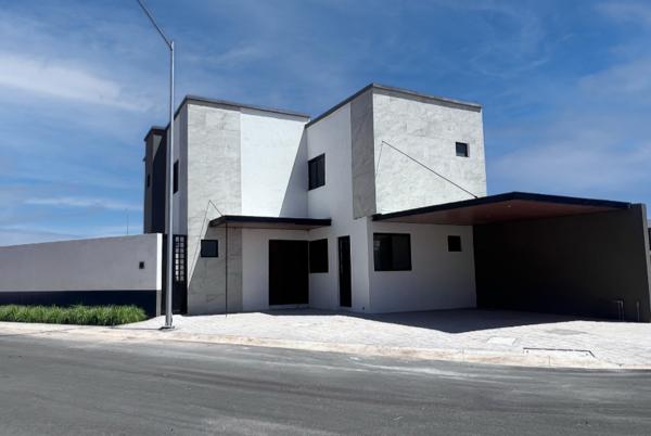 HERMOSA CASA EN VENTA EN SECTOR VIÑEDOS, CON RECAMARA EN PLANTA BAJA HERMOSA CASA EN VENTA EN SECTOR VIÑEDOS, CON RECAMARA EN PLANTA BAJA