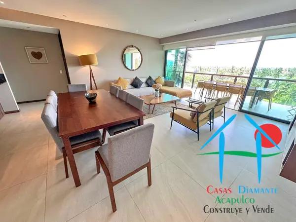 Depa en condominio de playa con 4 recámaras, terrazas y vista a alberca