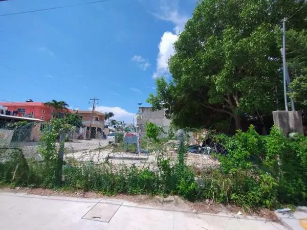 Venta Terreno en Esquina – Construya su Inversión - Puerto Morelos