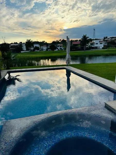 Hermosa casa en venta con vista al lago; Emiliano Zapata. Hermosa casa en venta con vista al lago; Emiliano Zapata.