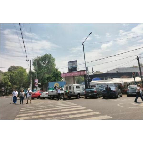 Terreno en venta con uso de suelo habitacional con comercio en PB H4-20