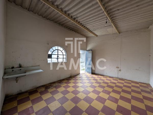 Casa para remodelar en colonia Lienzo el Charro