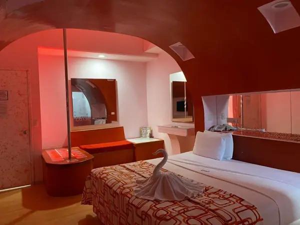 Venta de Motel en Zona Arenales, Xalapa - Hotel Comercial con 44 Recámaras