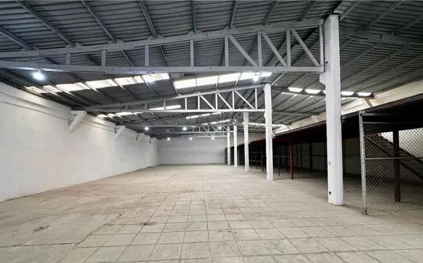 Bodega en renta en el centro de Torreón ideal para punto de venta