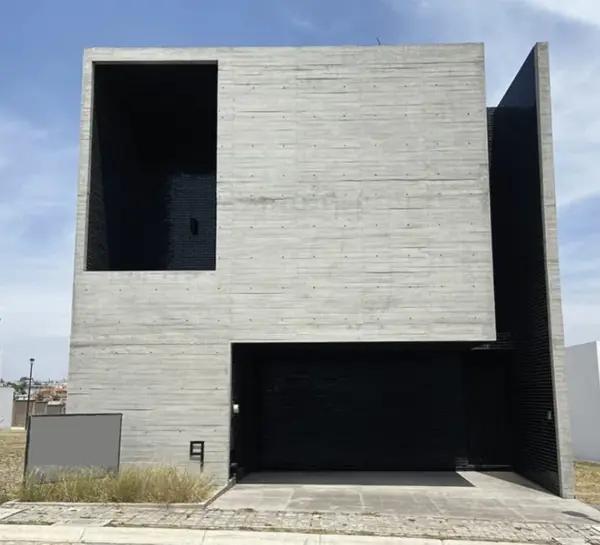 CASA EN VENTA EN PARQUE LISBOA, LOMAS DE ANGELOPOLIS III