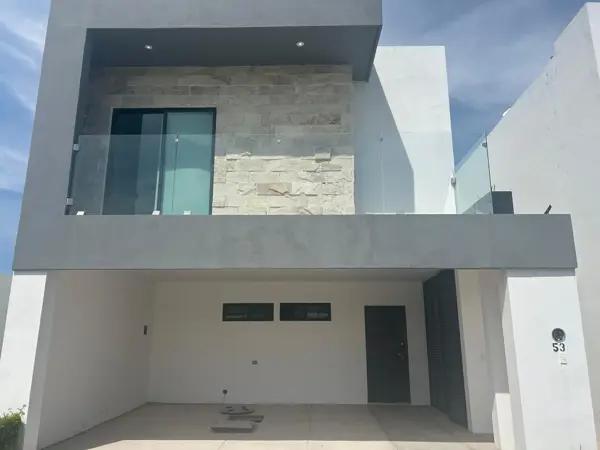 Venta de Casa en Fraccionamiento Campoterra, Torreón Venta de Casa en Fraccionamiento Campoterra, Torreón