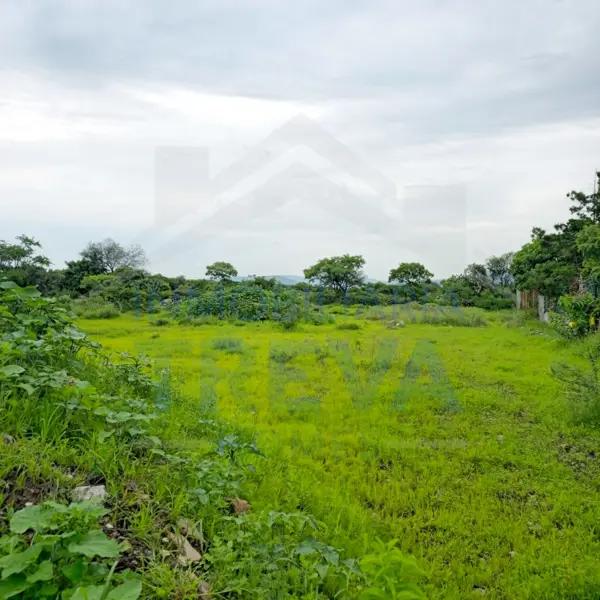 VENTA DE TERRENO EN SOLARES BANTHI