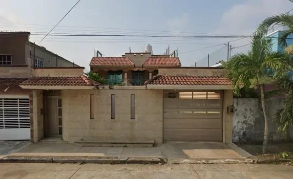 Casa en venta en Esfuerzo de los Hermanos Del Trabajo, Coatzacoalcos, Veracruz de Ignacio de la Llave