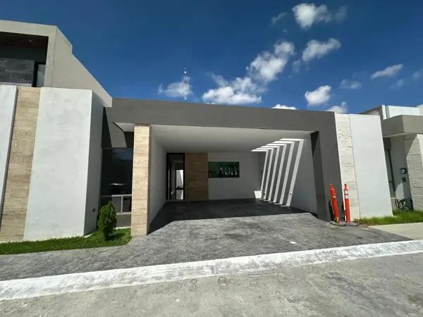 RESIDENCIA de un PISO, ubicada en EL PRIMER SECTOR DE LOS VIÑEDOS, en Torreón, Coahuila !!!! RESIDENCIA de un PISO, ubicada en EL PRIMER SECTOR DE LOS VIÑEDOS, en Torreón, Coahuila !!!!