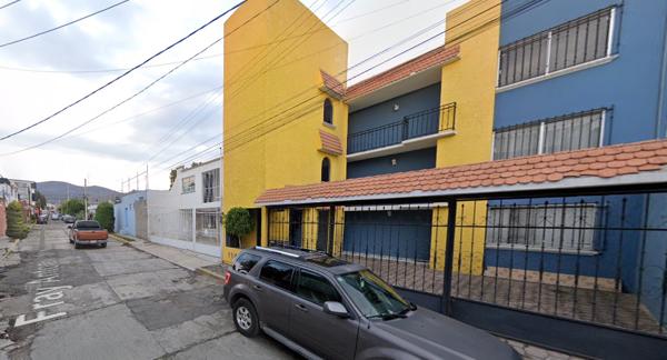 VENDO CASA EN BOULEVARES DE SAN FRANCISCO, PACHUCA-HGO