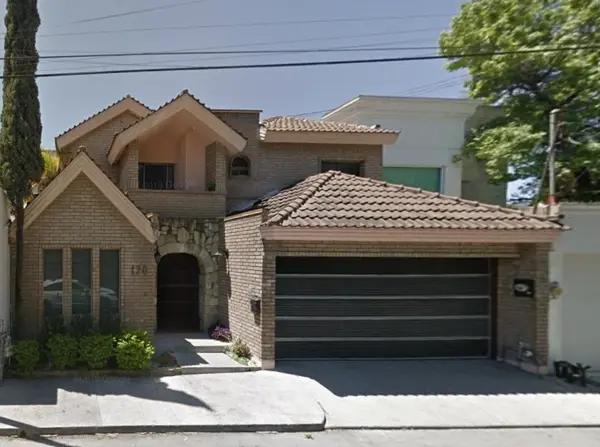 Casa en venta en Mirasierra, San Pedro Garza García, Nuevo León