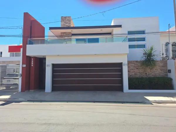 Casa en Venta en Las Quintas, Culiacán, Sinaloa: Espaciosa y Bien Ubicada