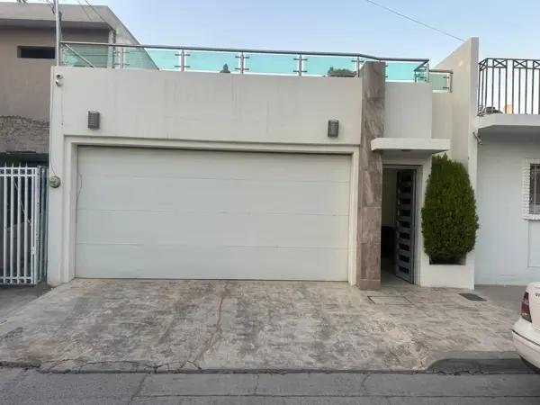 CASA EN VENTA PARA NEGOCIO O VIVIR COLONIA LAS VEGAS CULIACAN SINALOA CASA EN VENTA PARA NEGOCIO O VIVIR COLONIA LAS VEGAS CULIACAN SINALOA