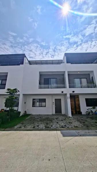 casa en residencial arboreto