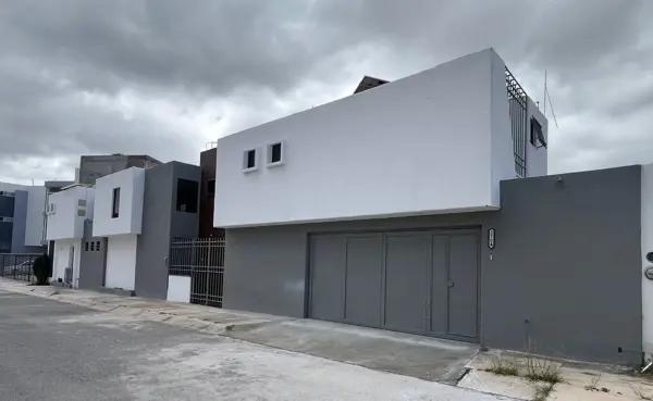 Casa en excelente zona con Loft de 2 plantas