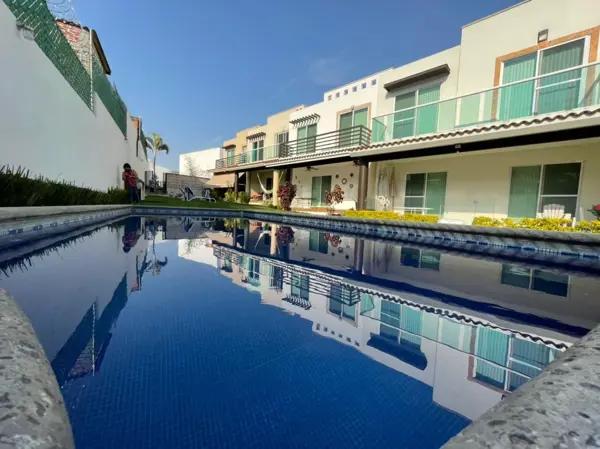 CASA EN VENTA EN TEMIXCO - En Condominio -  $2´782,500