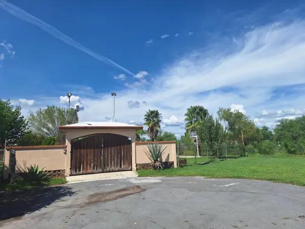 Quinta campestre cerca de servicios en Las Carolinas, Cadereyta Jiménez