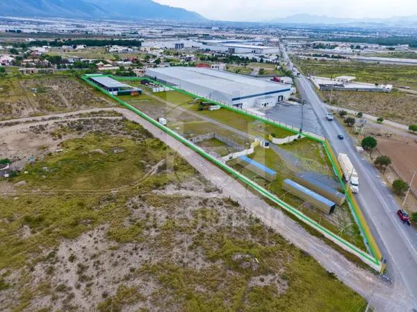 12,797 m2 terreno industrial Loma Alta