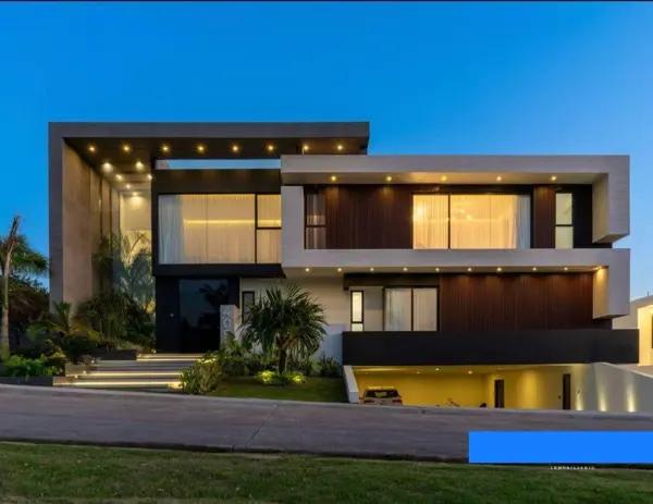 Casa en venta en Fraccionamiento Punta Tiburón $34,000,000.00