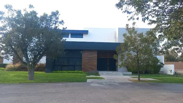 RESIDENCIA EN VENTA EN LAS VILLAS TORREÓN, COAHUILA