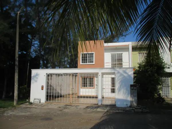 Casa en Venta en Fraccionamiento Residencial del Bosque, Veracruz