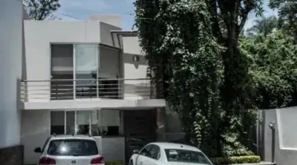 CASA en VENTA, FRACCIONAMIENTO PRIVADO CON VIGILANCIA 24/7 EN CUERNAVACA, ZONA NORTE. CASA en VENTA, FRACCIONAMIENTO PRIVADO CON VIGILANCIA 24/7 EN CUERNAVACA, ZONA NORTE.