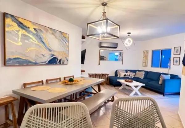 Casa en Venta en San Carlos, Guaymas: Oportunidad en Exclusivo Fraccionamiento con Alberca privada.