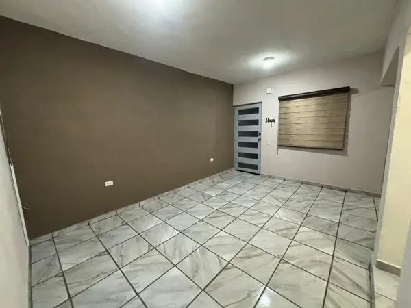 CASA EN RENTA EN PARRAS, COAHUILA