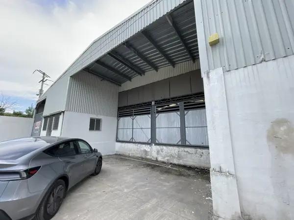 | Espaciosa bodega comercial en renta sobre periférico oriente |