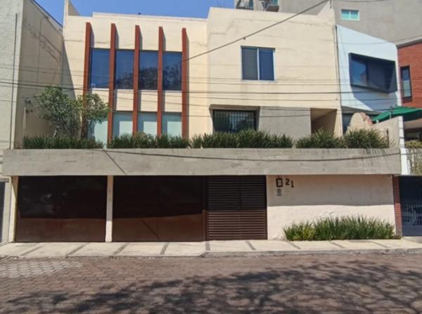 Casa en Venta en Lomas Hipódromo, Naucalpan de Juárez - Seguridad y Espacios en Zona Norte