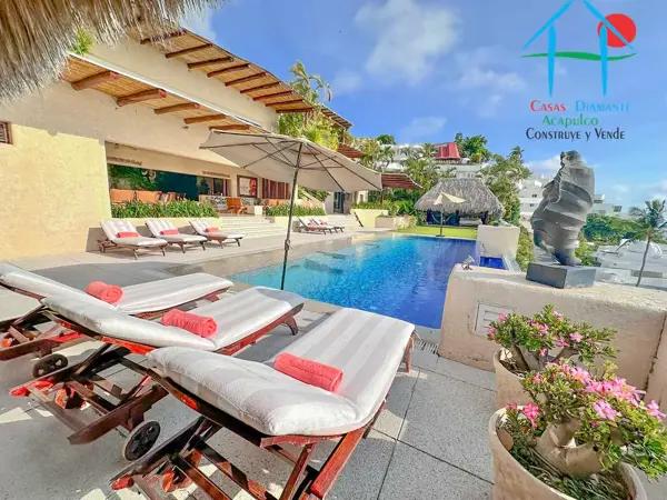 Casa en renta vacacional para 14 personas con alberca privada, quiosco y jardín con palapa