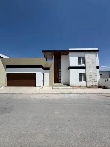 HERMOSA CASA EN VENTA