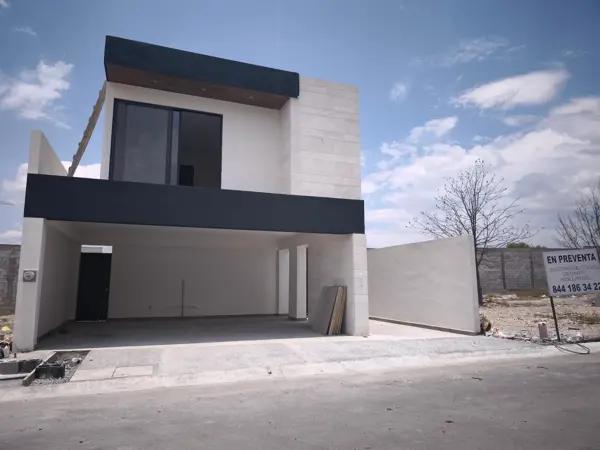 Casa en Venta en Fraccionamiento Monte Sabino, Saltillo, BAJA DE PRECIO