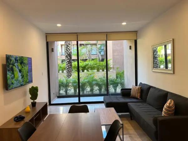 | Precioso departamento amueblado, en renta. |