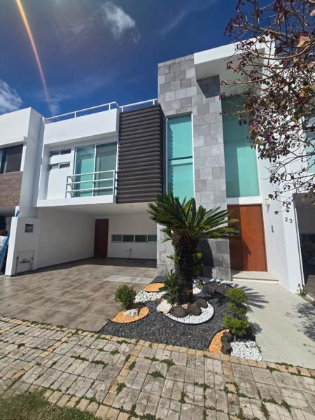 Casa en renta en Lomas de Angelópolis, Ocoyucan, Puebla
