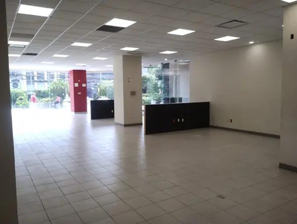 Local en renta, Av Palmas en Lomas de Chapultepec