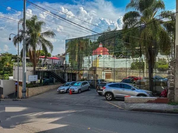 Plaza comercial en venta ubicada en Centro de Cuernavaca.