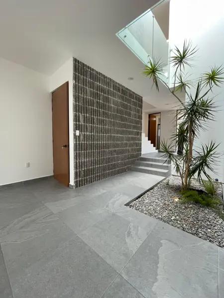 Casa en Condominio a la Venta en Zibatá, Querétaro - Amplia y Moderna