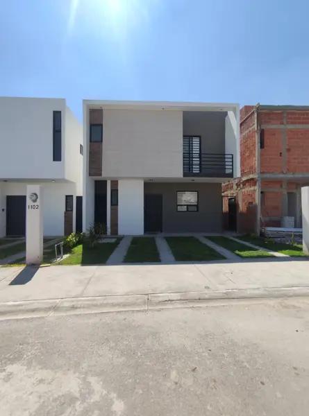 Casa en Venta en Fraccionamiento Los Olivos en Gómez Palacio Casa en Venta en Fraccionamiento Los Olivos en Gómez Palacio