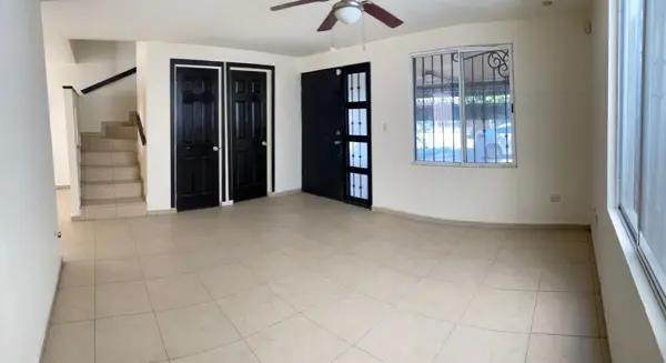 Casa en Venta de 2 Niveles en el Fracc. Privado Misión Anáhuac 2do Sector Escobedo NL Casa en Venta de 2 Niveles en el Fracc. Privado Misión Anáhuac 2do Sector Escobedo NL