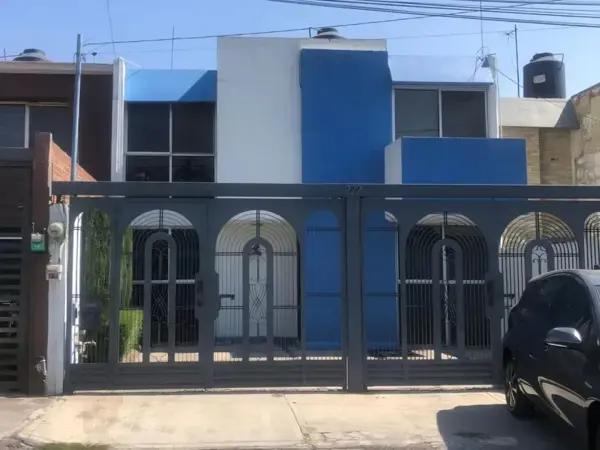 Casa en venta en Valle Dorado, Tlalnepantla de Baz, México Casa en venta en Valle Dorado, Tlalnepantla de Baz, México