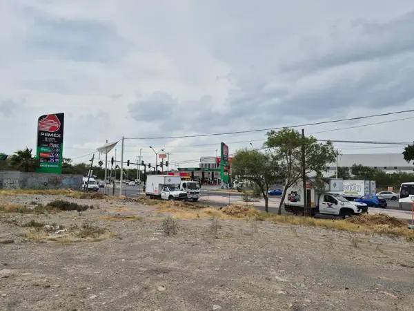 Terreno en Renta – 8,000 m² en Zona de Alto Flujo Vehicular